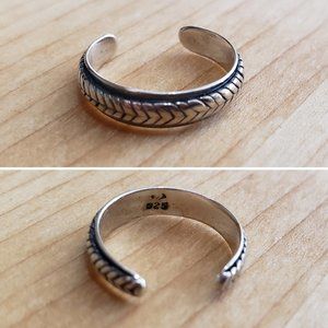 Sterling silver toe ring